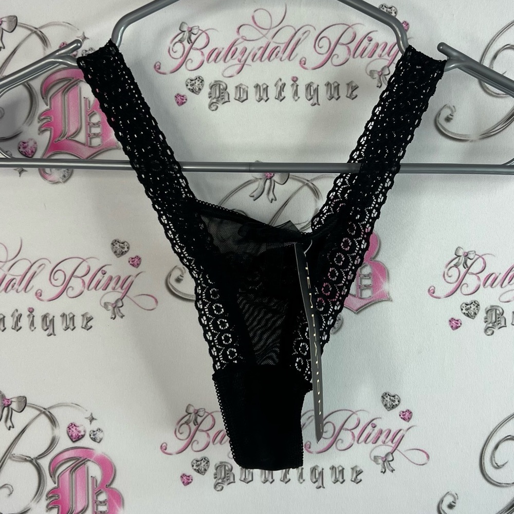 Temptation thong lace brand new with tags Elegant Black Lace Panty